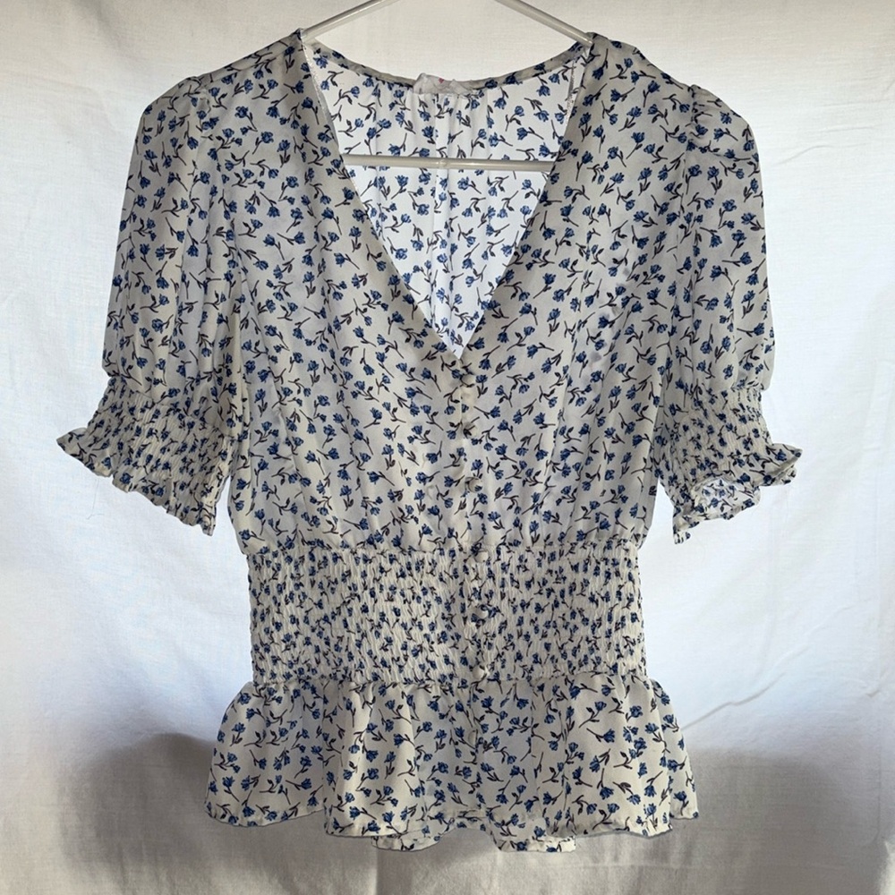 Sienna Sky Peplum Top - Size Medium